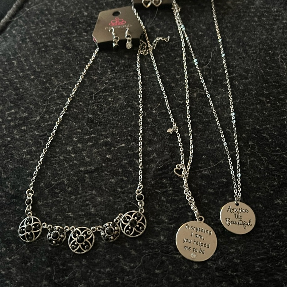 3 Paparazzi necklace/earring sets